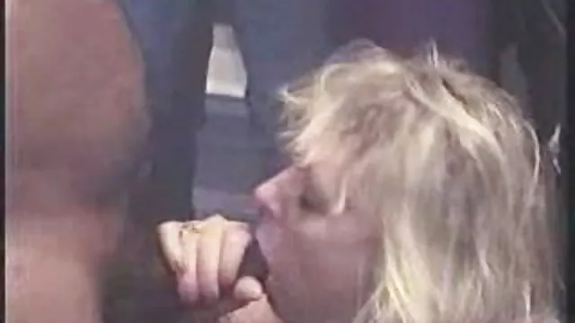ビッグtユーロ金髪に吸fucks二つのスタッド 小 公 女 エロ アニメ